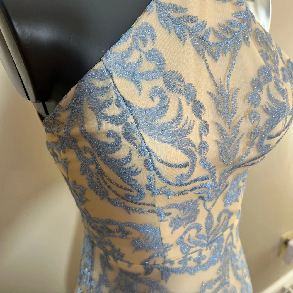 NWT Speechless Blue & Tan Halter Prom Dress Size 0 - Picture 2 of 13
